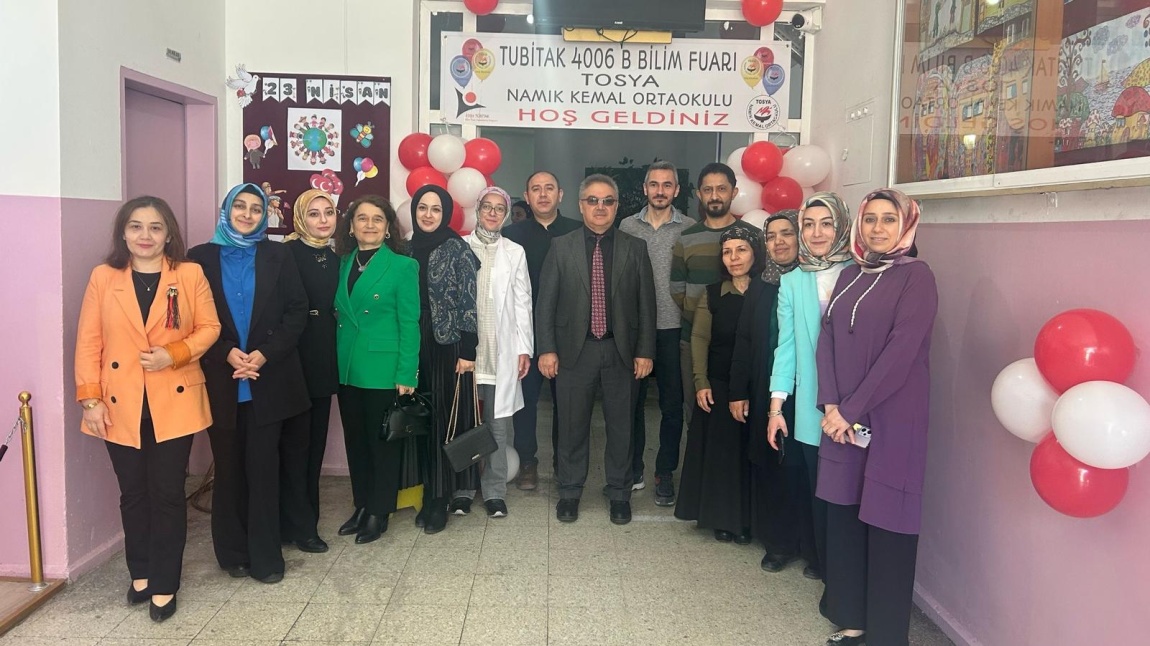 OKULUMUZDA TÜBİTAK 4006 BİLİM FUARI YAPILDI.